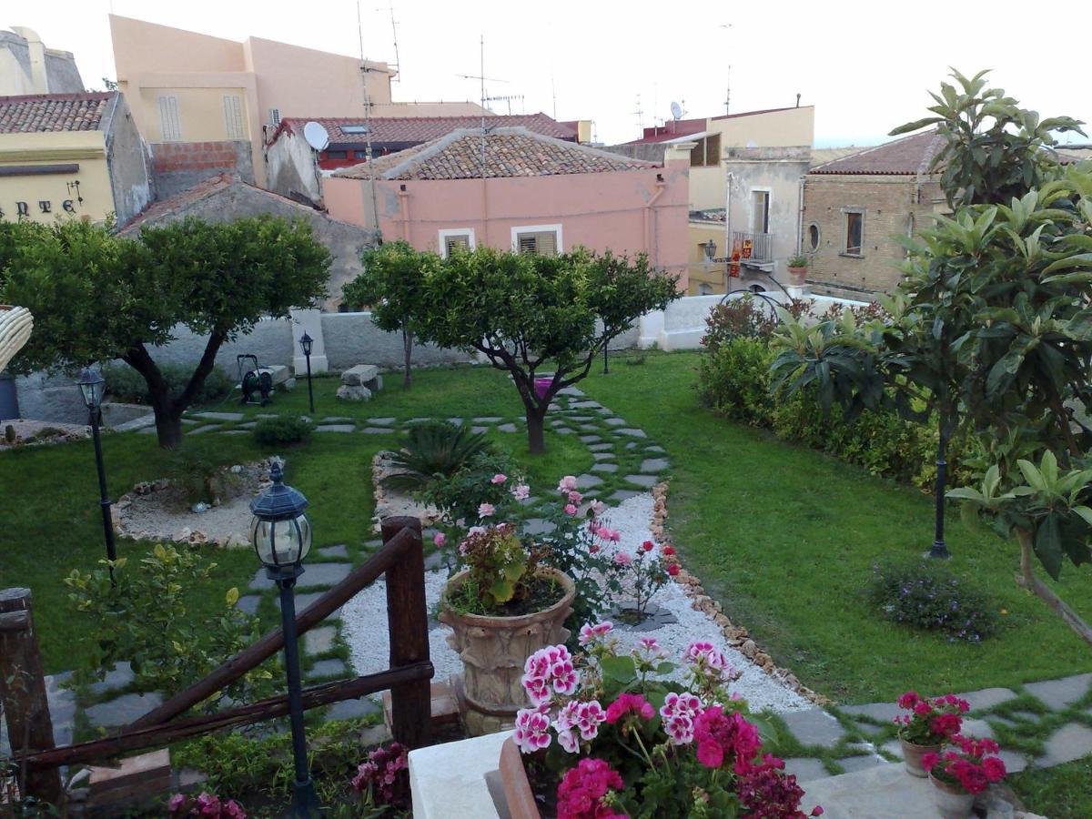 مبيت وإفطار ميلاتسو L'Antico Borgo المظهر الخارجي الصورة