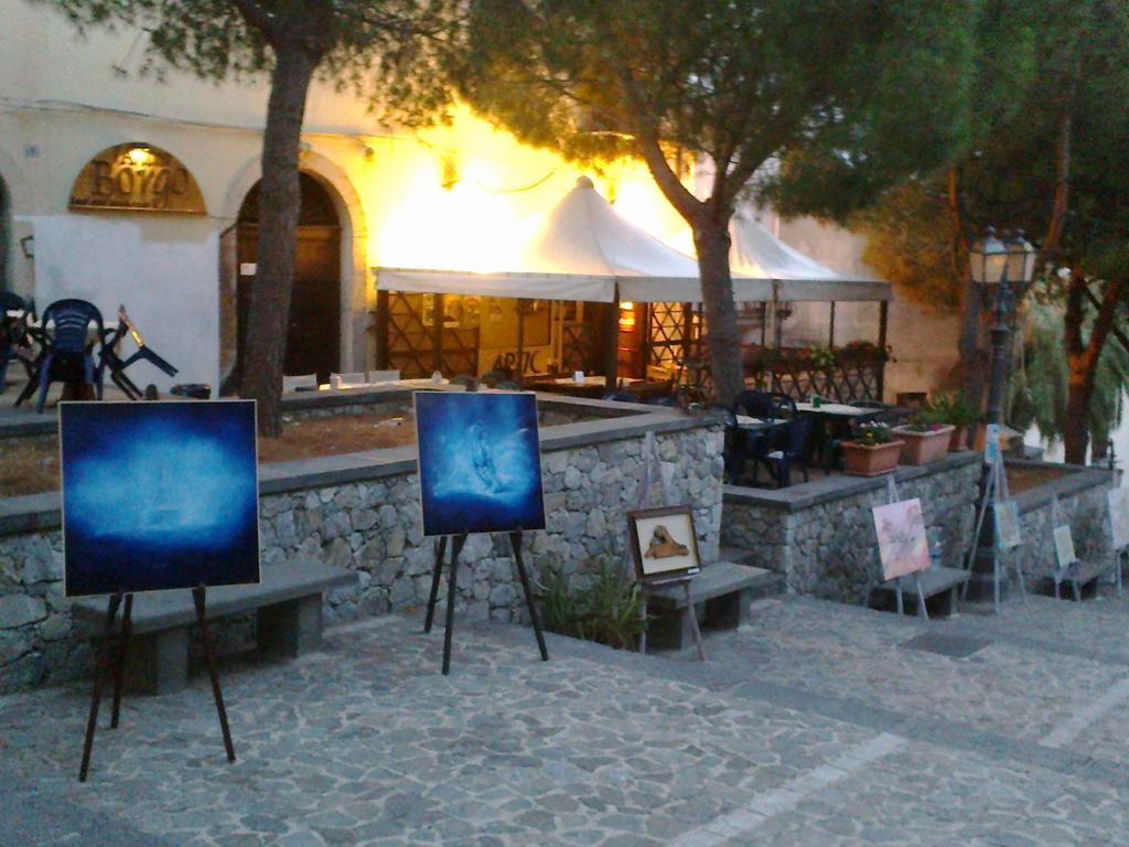 مبيت وإفطار ميلاتسو L'Antico Borgo المظهر الخارجي الصورة